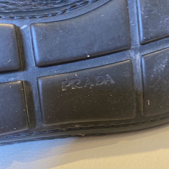 Authentic Prada loafer black leather with gold detail women’s size 37 1/2 - Picture 7 of 9
